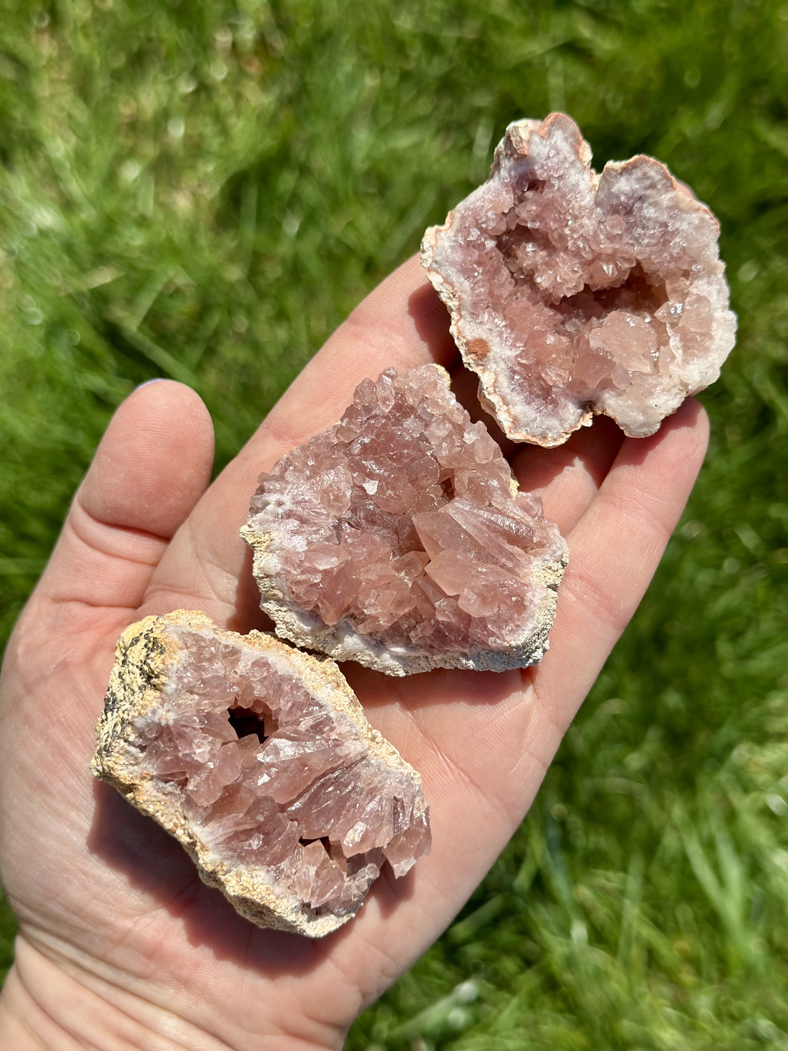 Raw Pink Amethyst (Grade A) from El Choique Mine, Patagonia, Argentina