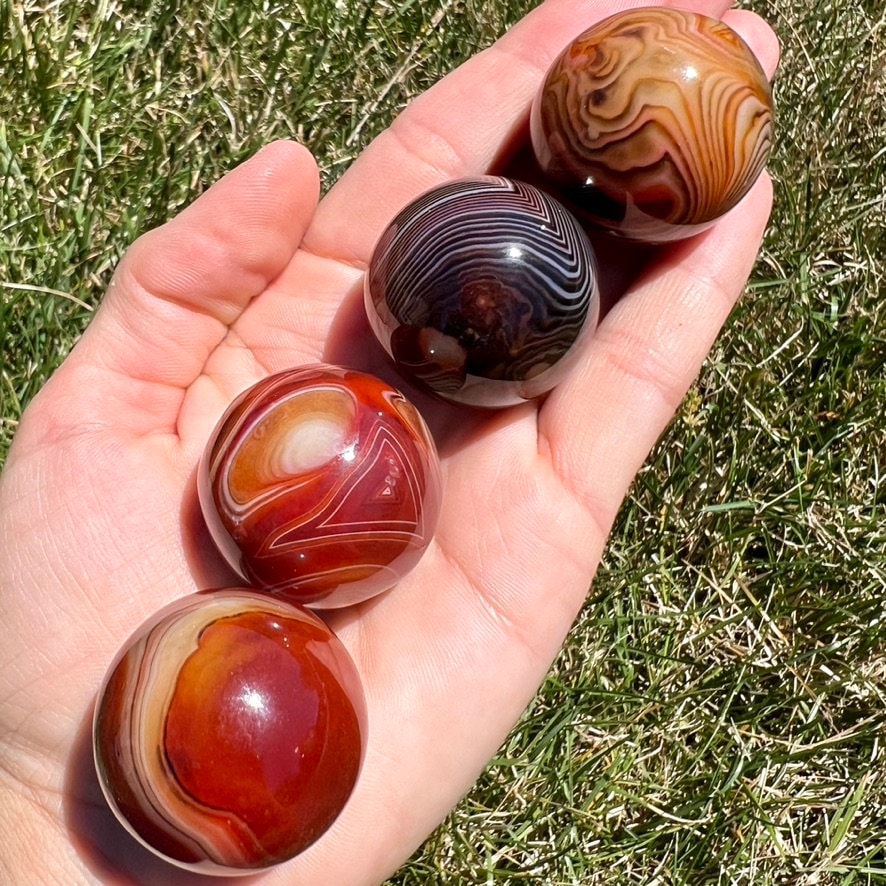 Sardonyx Kugel, natürliche Sardonyx aus Sri Lanka - Bild 16 von 50