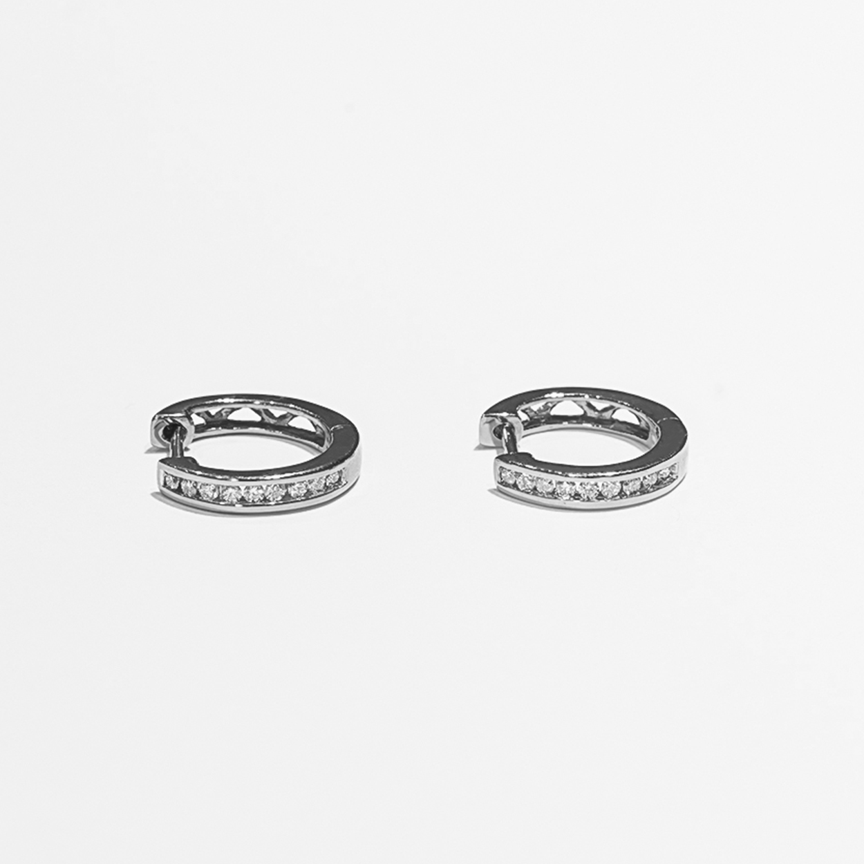 Pre-owned Anygolds 14k Diamond Huggie Hoop Earrings Real Solid Gold Channel Natural Genuine Diamond In 14k White Gold