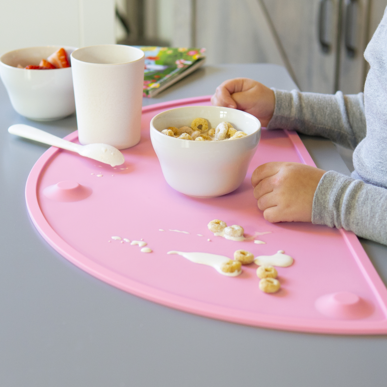 GASARÉ, 20 x 11 Inches, Silicone Placemats for Kids, Suction Cups, Raised Edges - Picture 43 of 73