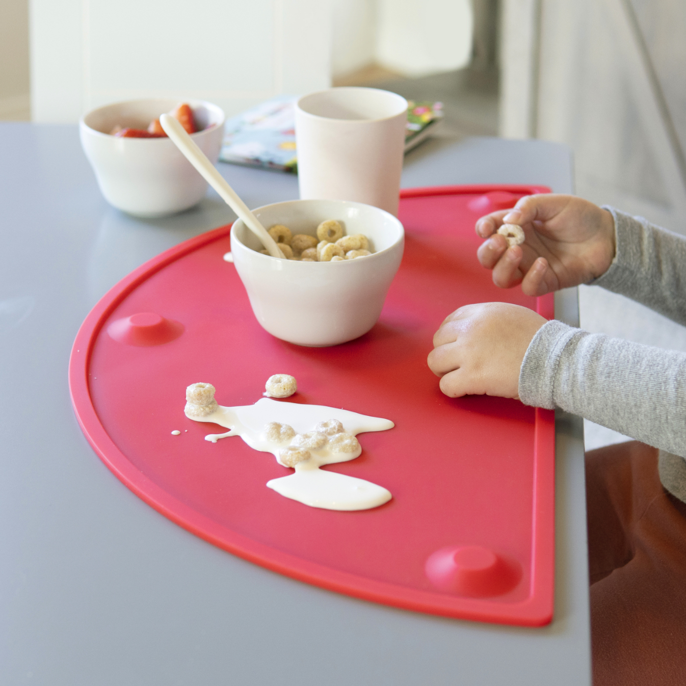 GASARÉ, 20 x 11 Inches, Silicone Placemats for Kids, Suction Cups, Raised Edges - Picture 51 of 73