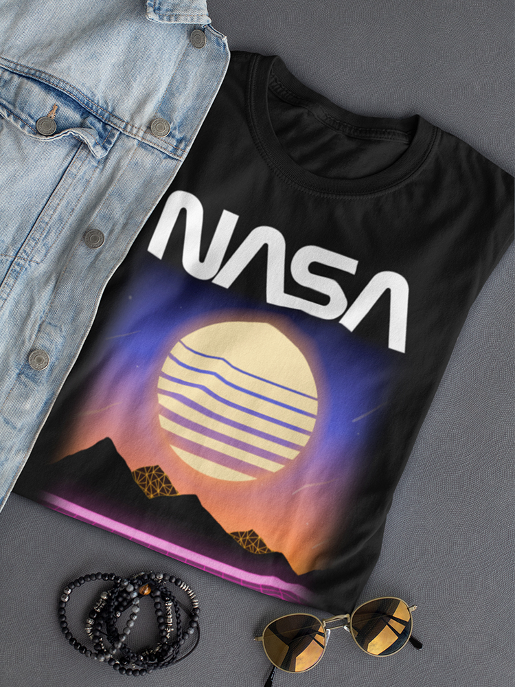 Nasa Geometric Sunset - Women's T-shirt - Imagen 6 de 7