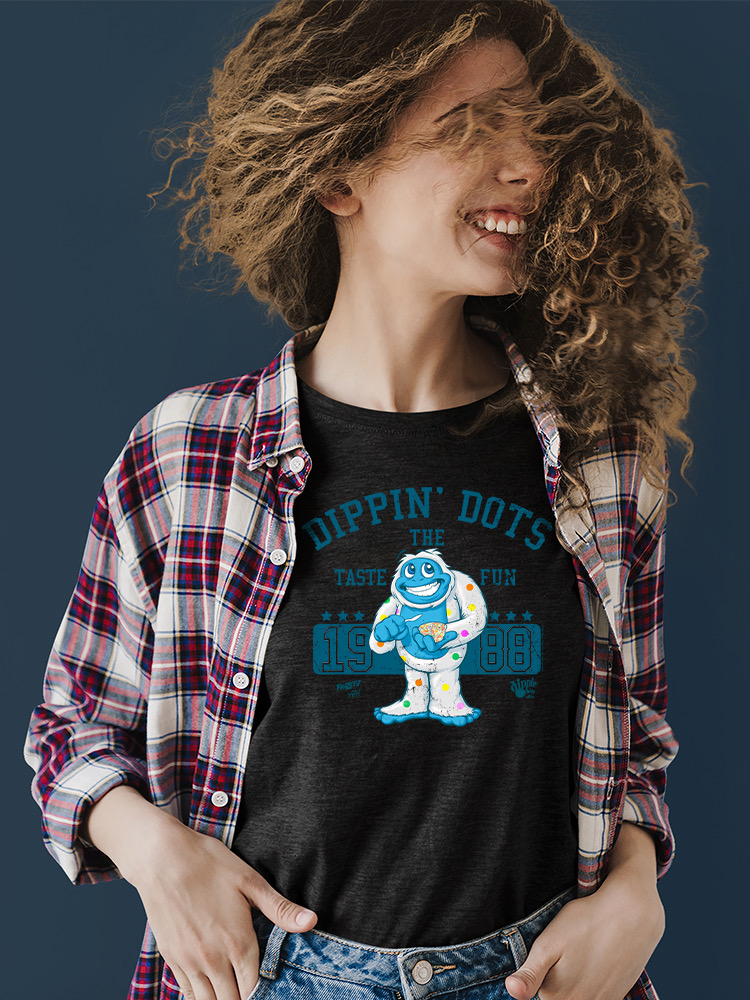 Camiseta para mujer Taste the Fun Frozeti Dippin' Dots retro con gráfico Yeti - Imagen 6 de 16