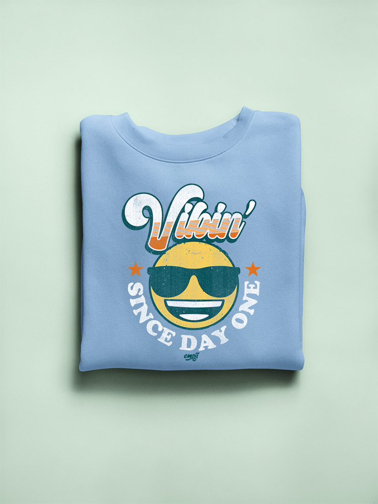 Vibin’ Since Day One - Cooles Retro Emoji Smiley Grafik Damen Sweatshirt - Bild 23 von 28