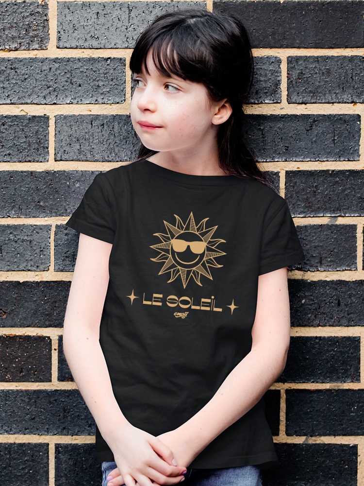 Le Soleil Radiance - Vintage Sun Emoji Graphic Youth's T-shirt - Picture 6 of 20