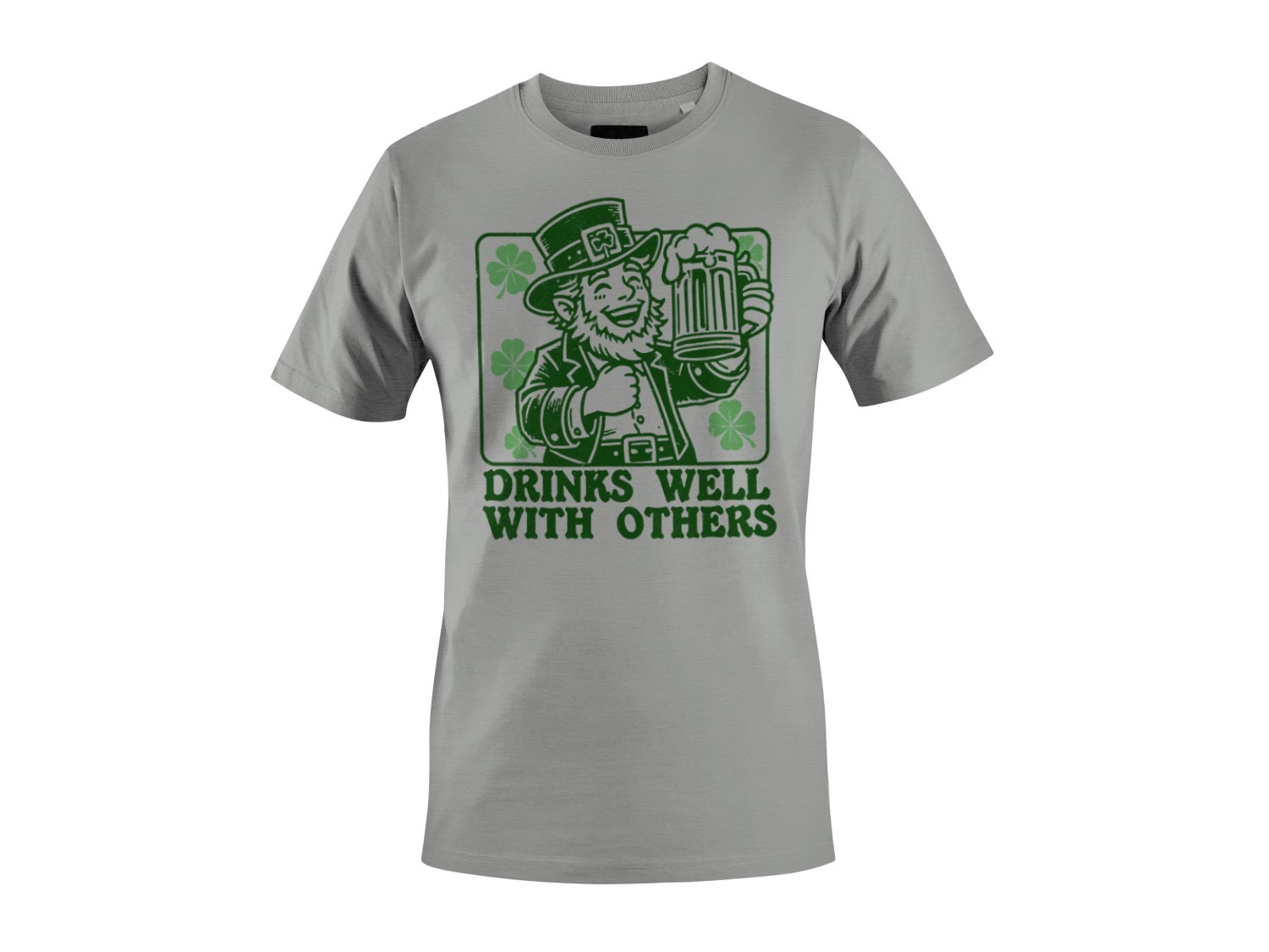 Drinks Well with Others Funny St. Patricks Day Leprechaun Men’s T-shirt