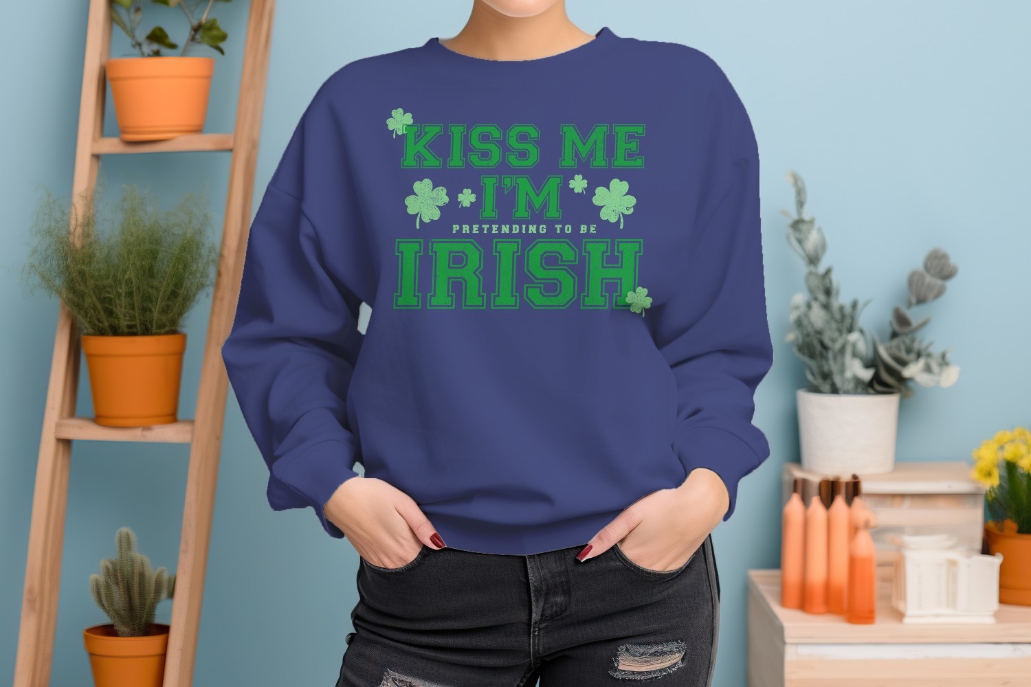 Lustiges Damen-Sweatshirt Kiss Me Im Pretending to Be Irish St. Patricks Day - Bild 14 von 18