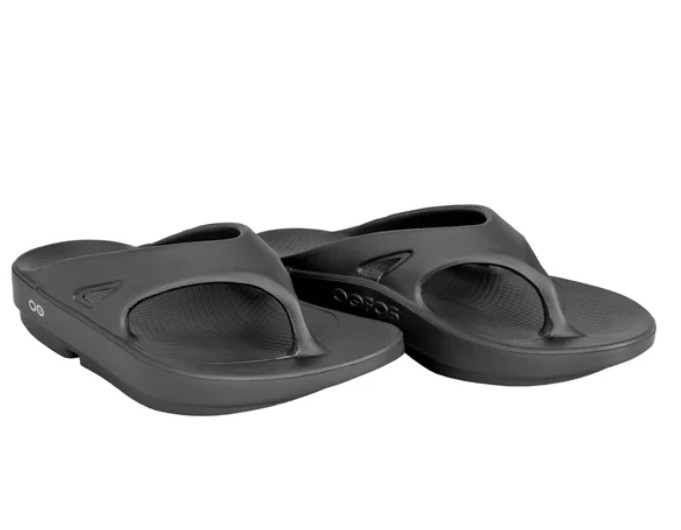 OOFOS Men’s Black Foam Lightweight Recovery Slide Sandals Size  M8/W10 Men main image 2