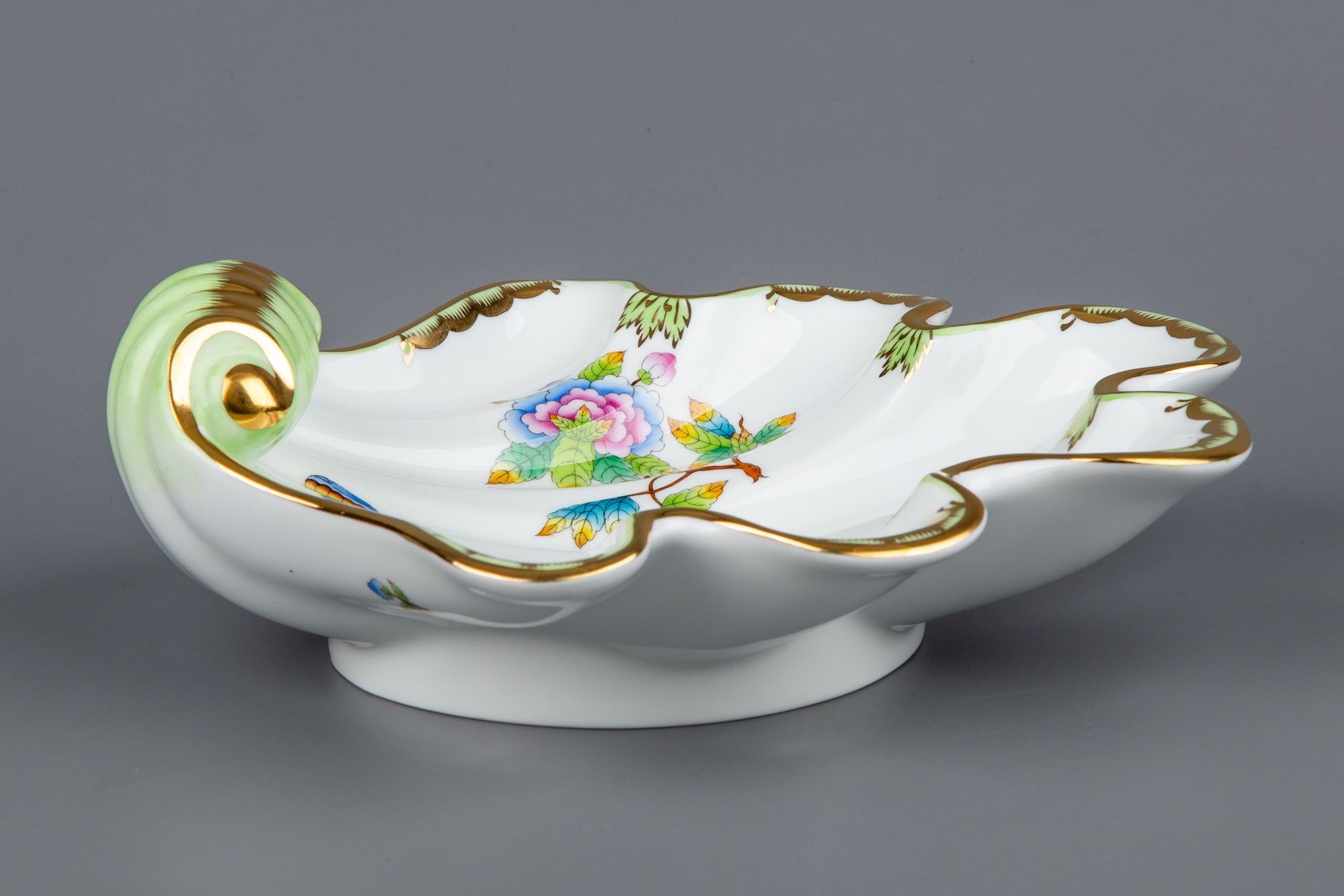 Herend Queen Victoria Shell Shaped Dish Centerpiece #7444/VBO | eBay