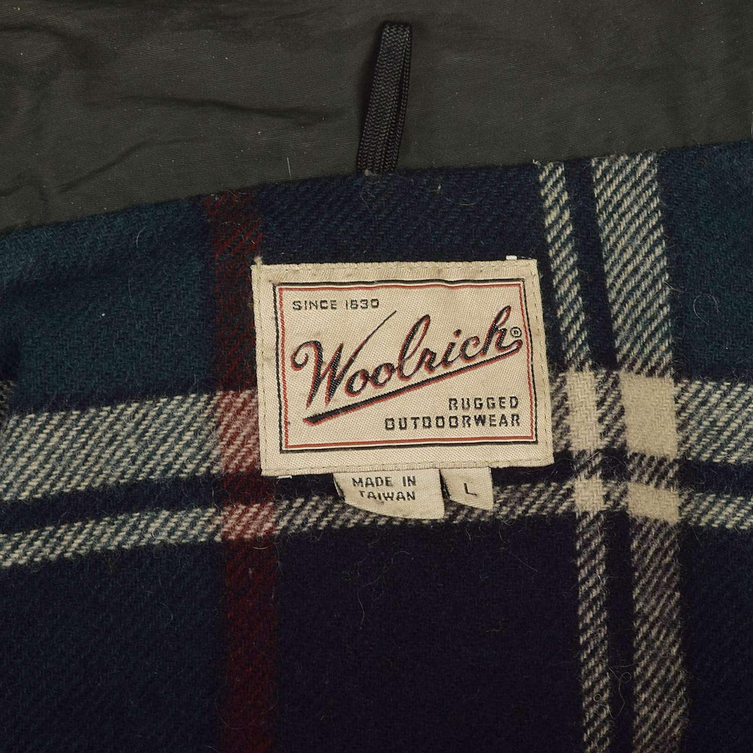 Large 2000s Classic Woolrich Parka Tan Plaid Lining with Removable 