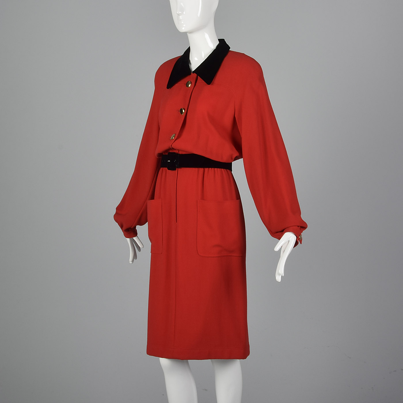 【美品】RED VALENTINO スタッズ付きジャケット VALENTINO GARAVANI(ヴァレンティノ・ガラヴァーニ) スタッズ