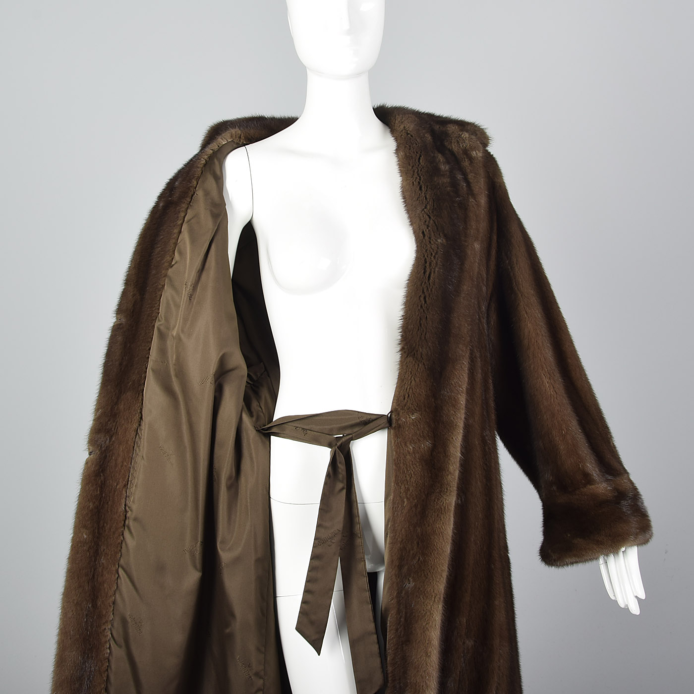 1990s Valentino Alixandre Furs Lunaraine Mink Swing Coat Loose