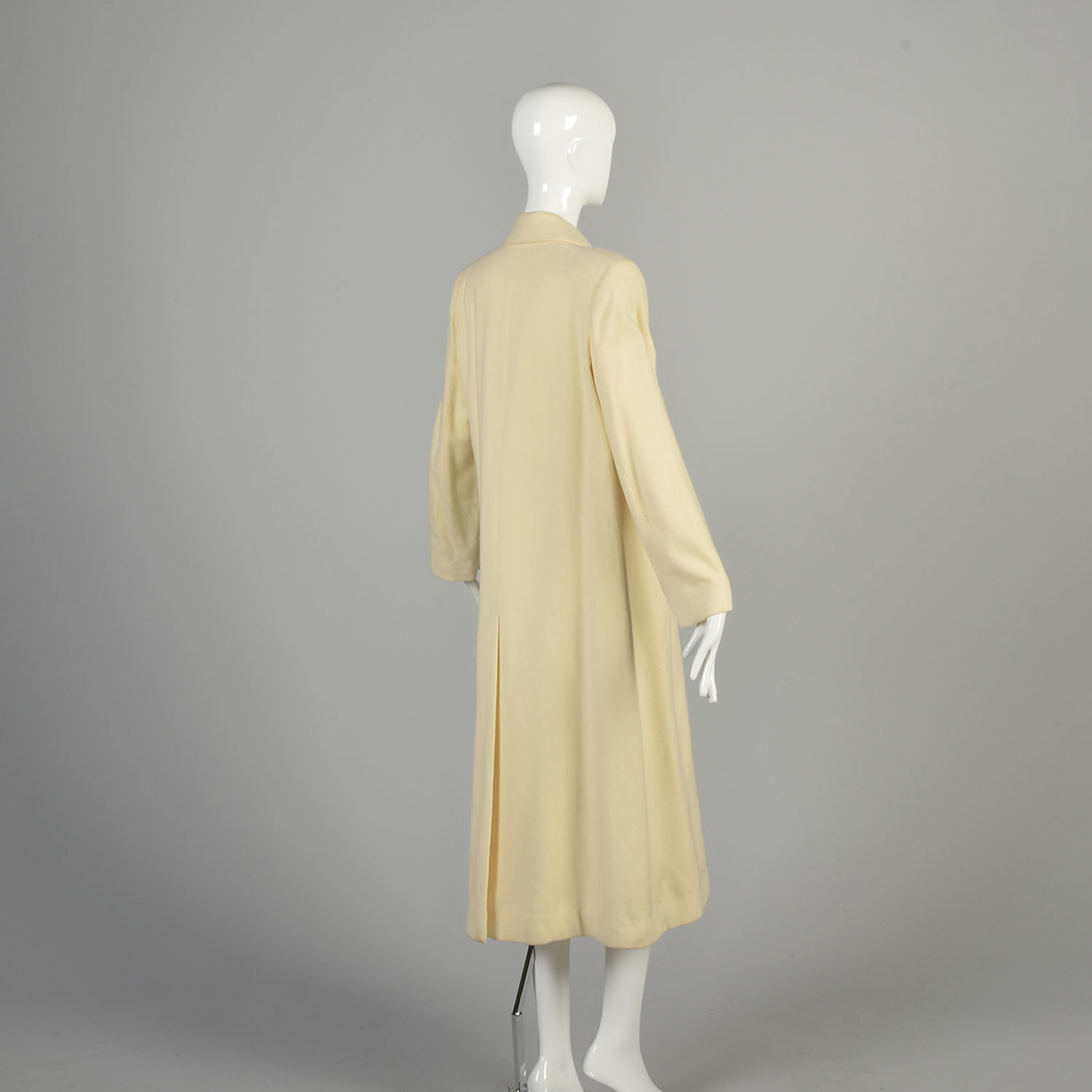 Large 1980s Cream Wool Coat Ivory Off-White Double-Breasted