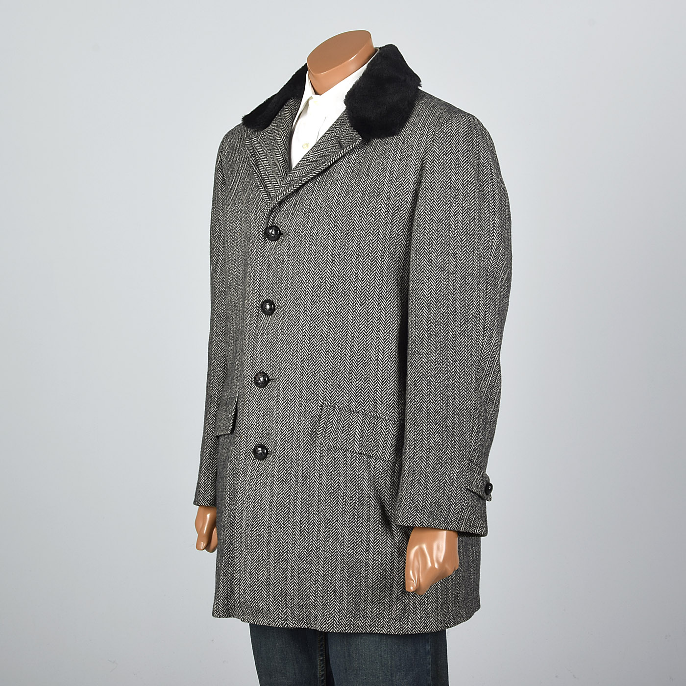 42 1970s Mens Winter Coat Black White Herringbone Wool Tweed Plush