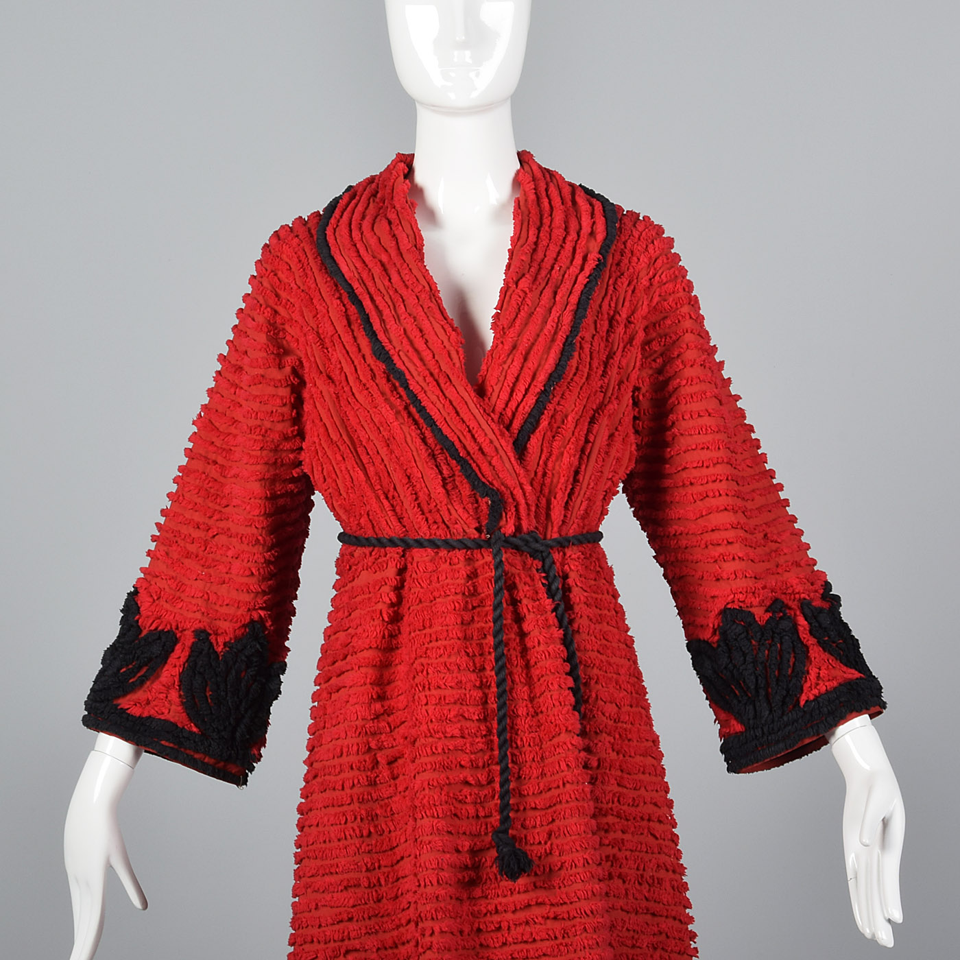 M 1930s Chenille Robe Red Black Sleepwear Loungewear VTG 30s Housecoat