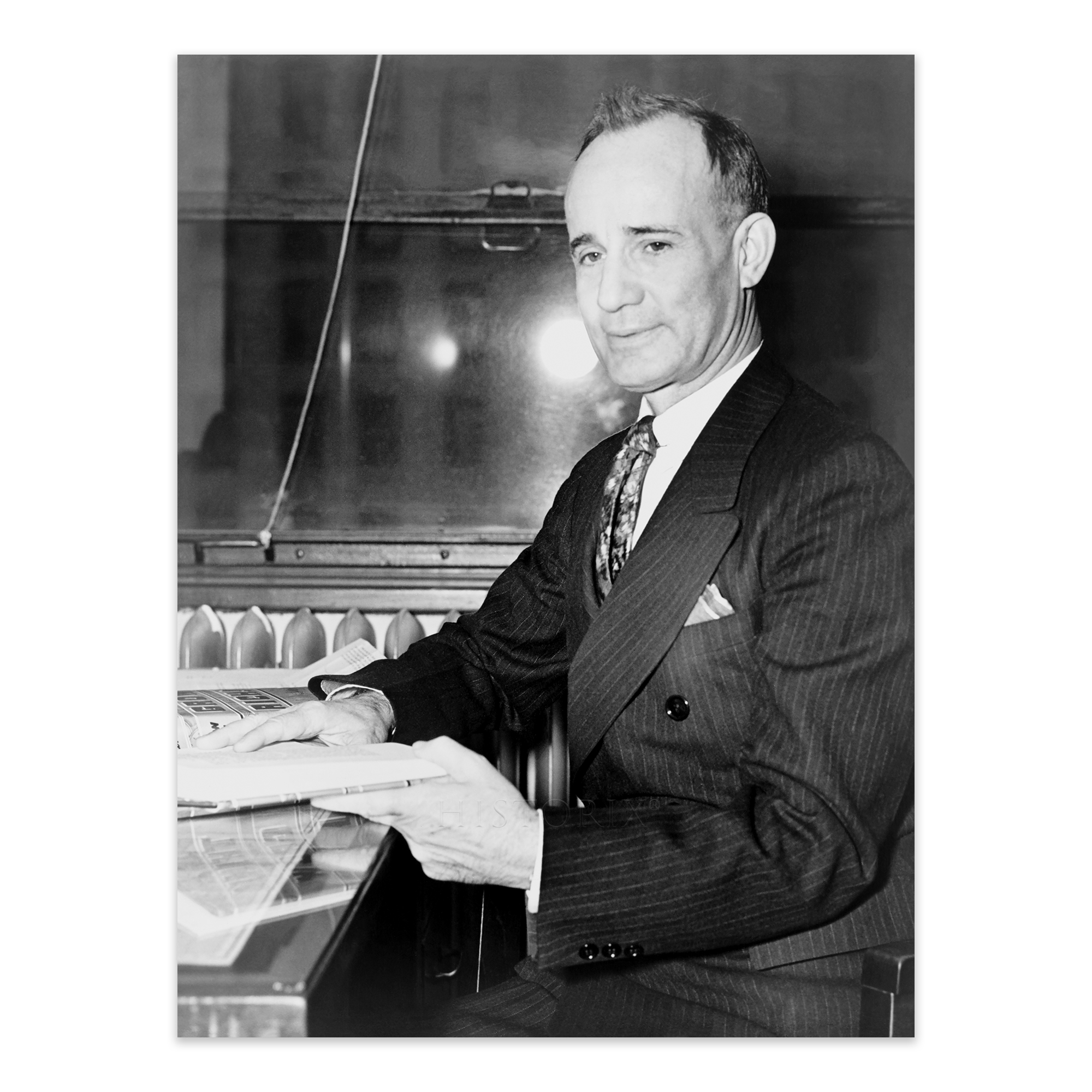 1937 Napoleon Hill Holding His Book Think and Grow Rich Poster Photo Print - Picture 23 of 40