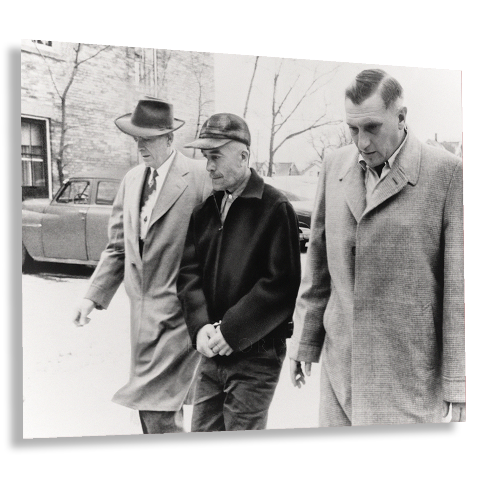 1957 Ed Gein The Butcher of Plainfield Handcuffed Photo Print Poster - Picture 22 of 40