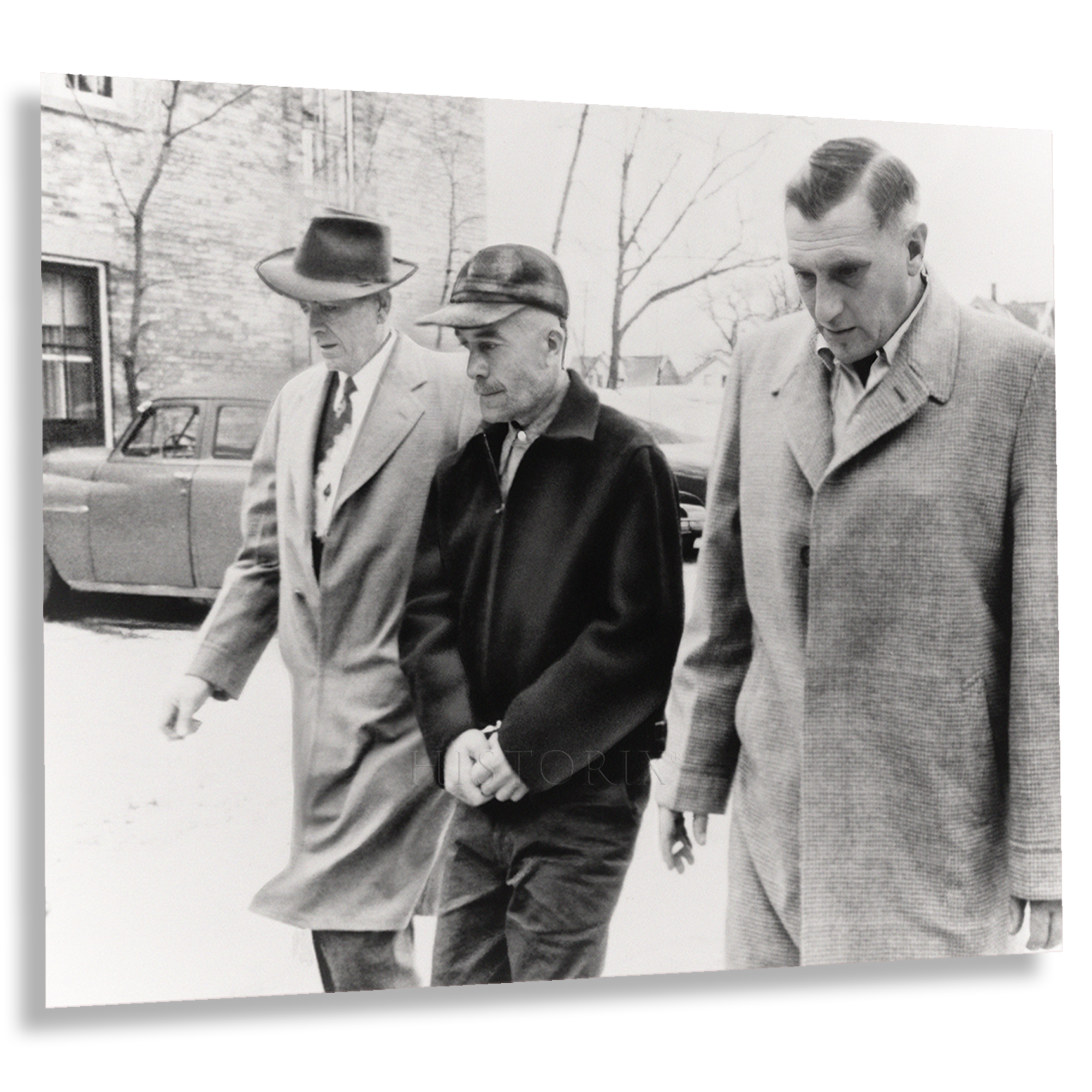 1957 Ed Gein The Butcher of Plainfield Handcuffed Photo Print Poster - Picture 28 of 40