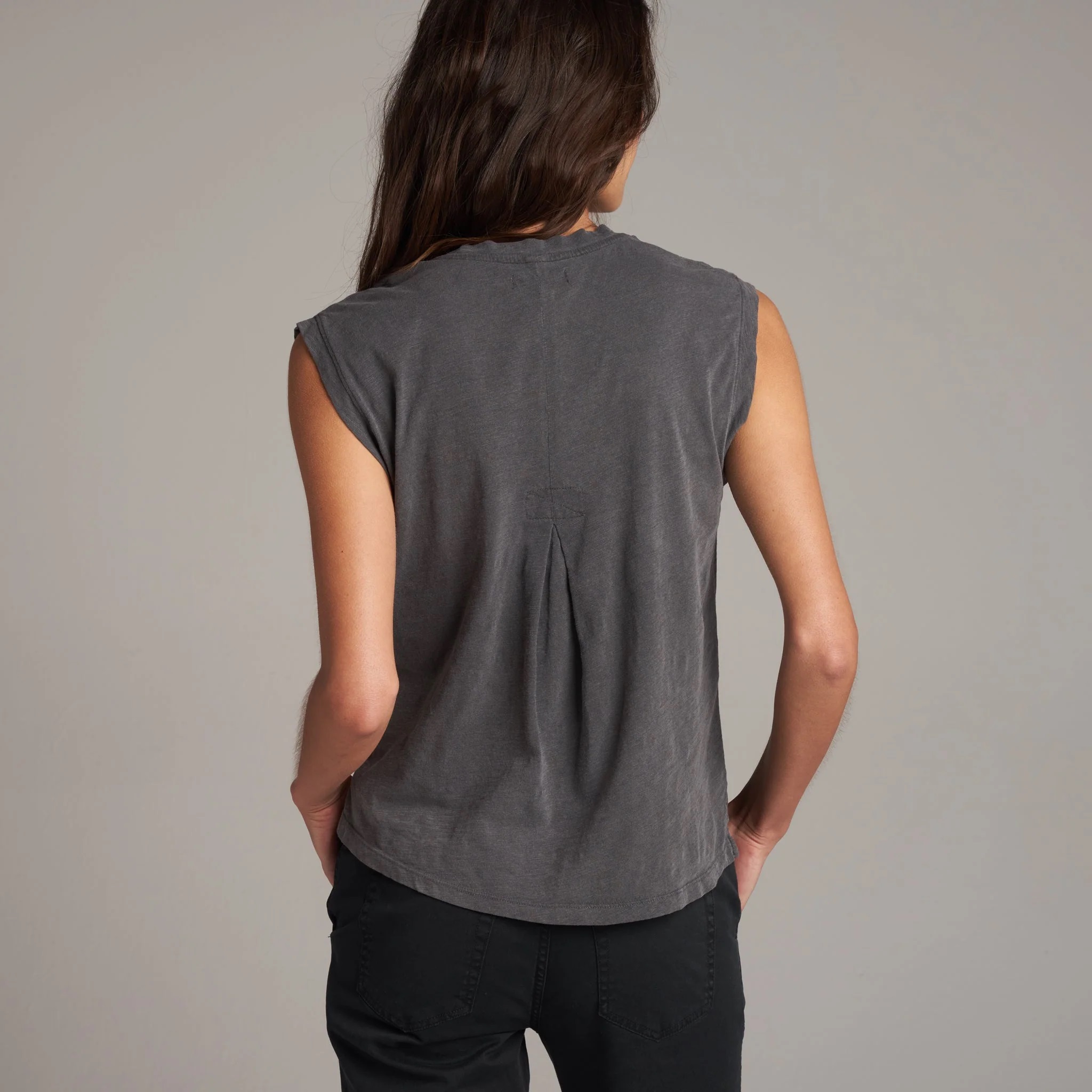 Camisa sin mangas Rowan Savannah de algodón con musculoso para mujer - Imagen 19 de 40