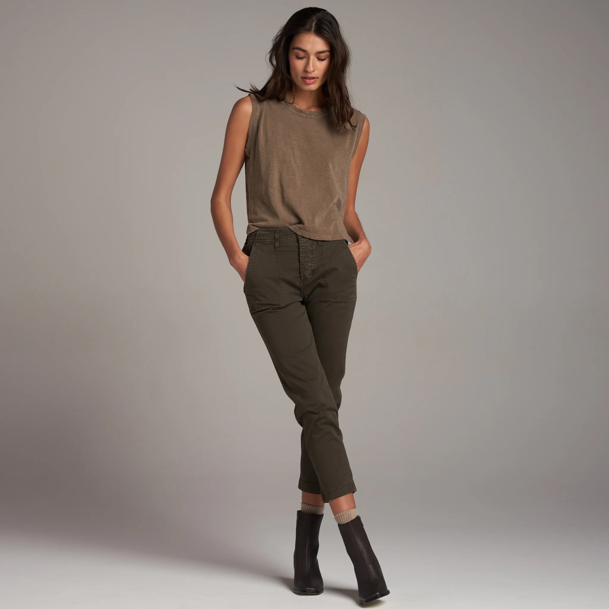 Camisa sin mangas Rowan Savannah de algodón con musculoso para mujer - Imagen 14 de 40