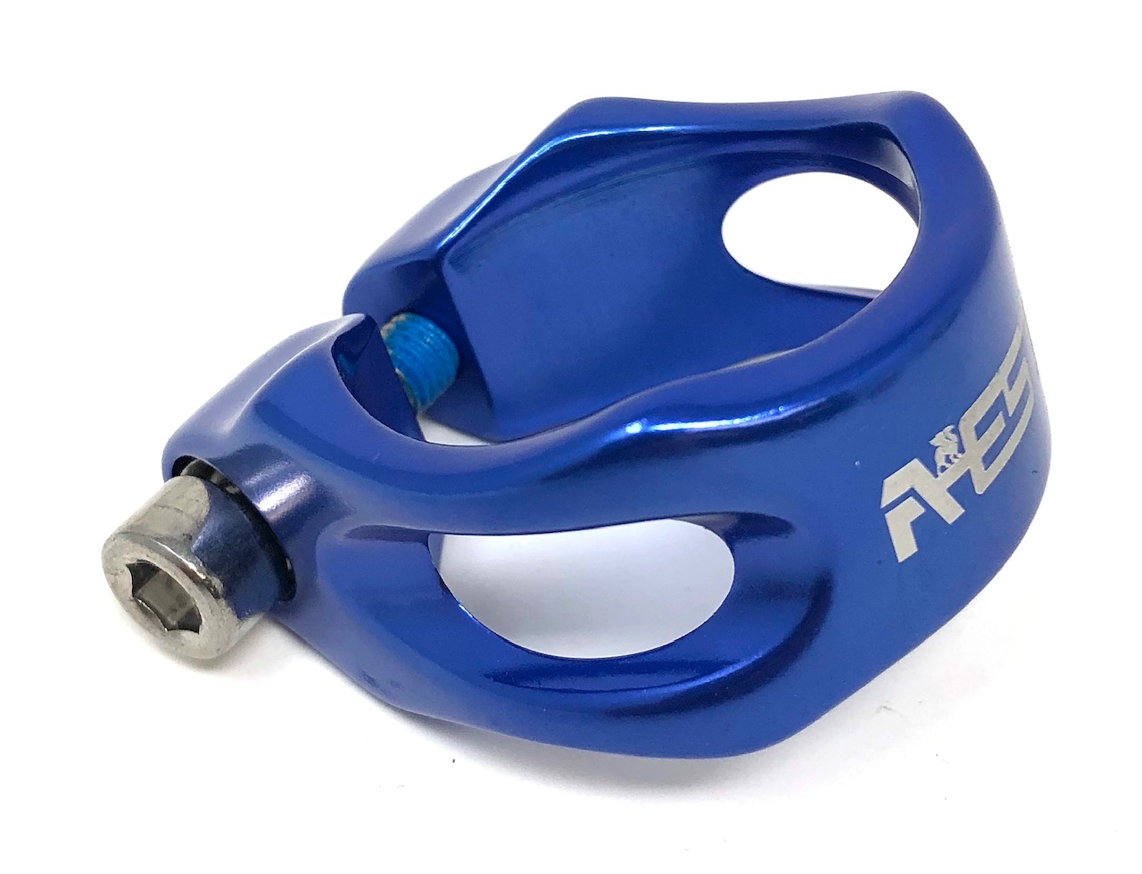 Abrazadera de silla de montar para bicicleta de aleación de aluminio anodizado AEST en 31,8 mm y 34,9 mm - Imagen 14 de 68