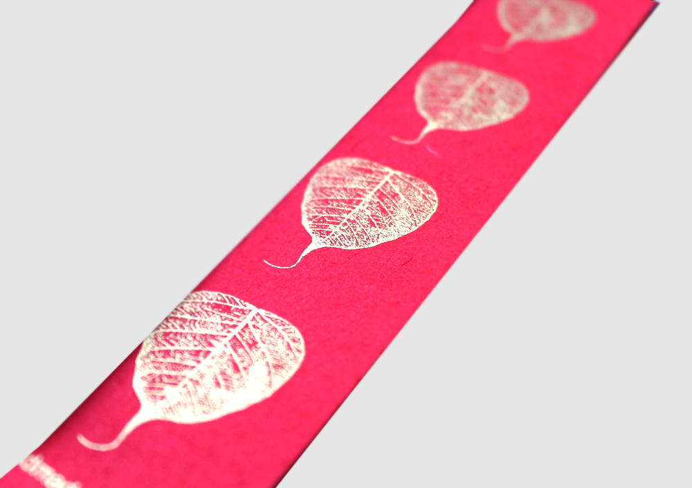 Leaf Lokta Paper Bookmark with Charm Tassel - Picture 4 of 6