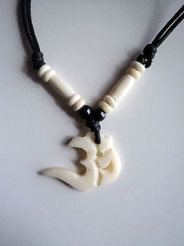 OM Carved in Letter Design-Pendants with adjustable Thread - Picture 6 of 12