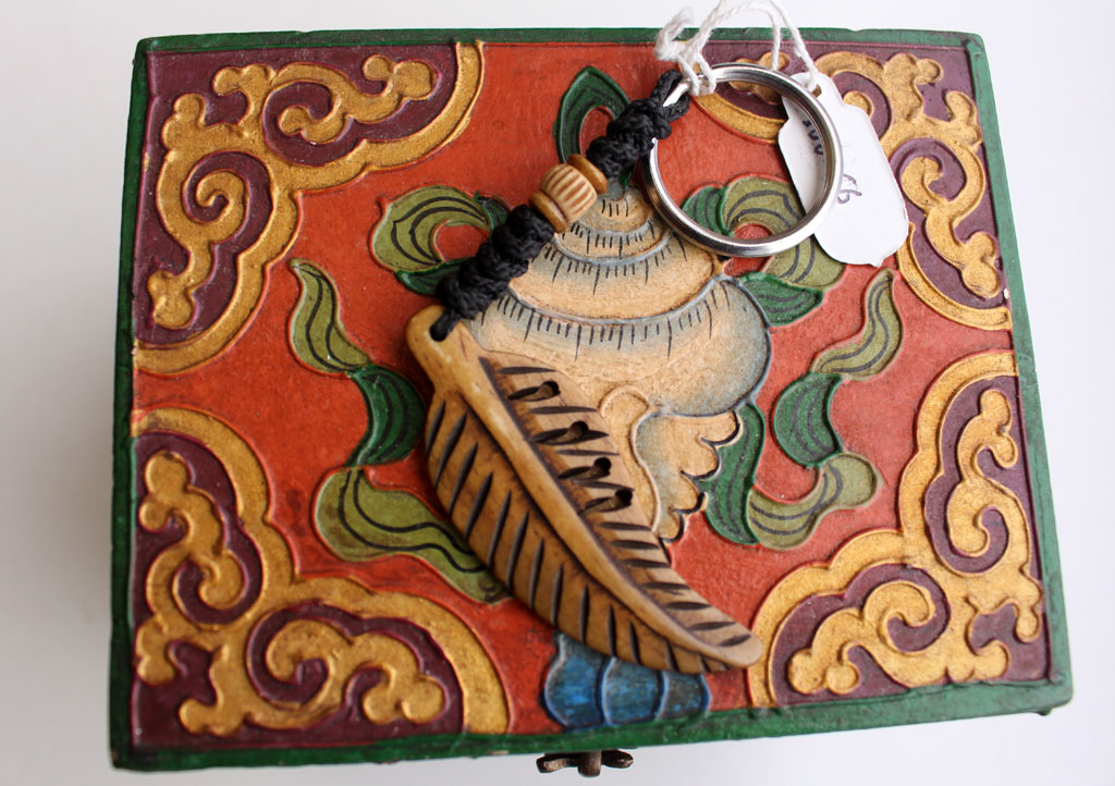 Handcarved Bone Key Chain from Nepal - Picture 11 of 12