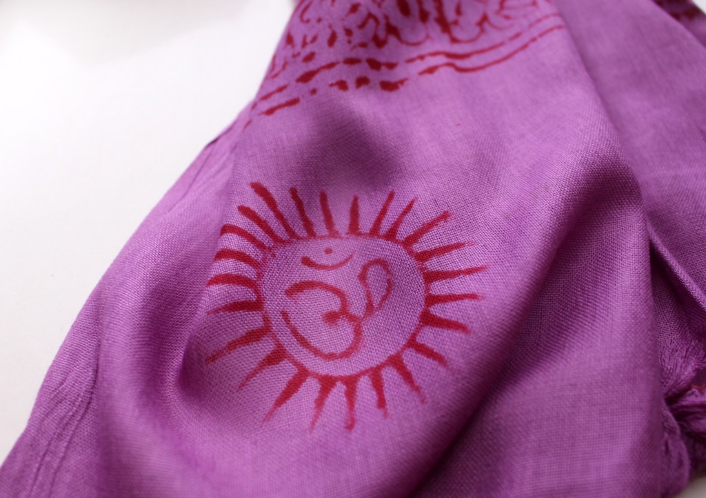 Chal de yoga de algodón impreso con OM espiritual, chal de meditación con flecos - Imagen 8 de 12