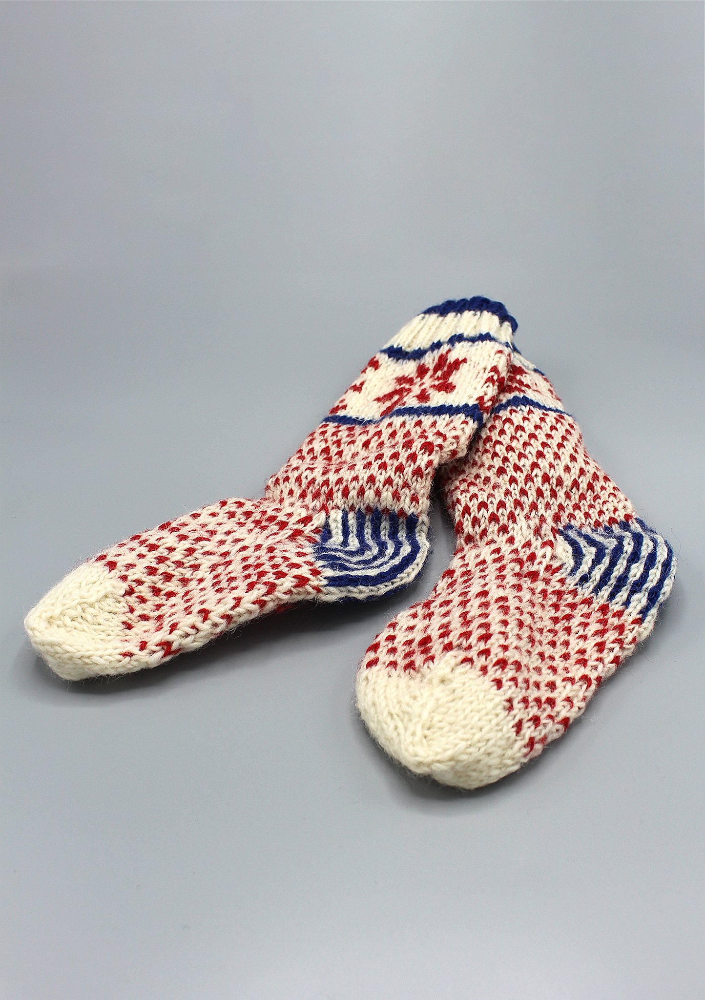 Pure Woolen Red White Blue Mix Snow Flake Pattern Children Knee High Socks - Picture 8 of 12