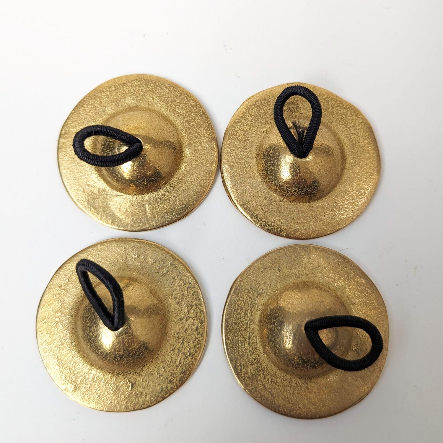 4 Pcs/2 Pairs Professional Belly Dancing Brass Finger Zills, Finger Cymbals - Picture 9 of 9