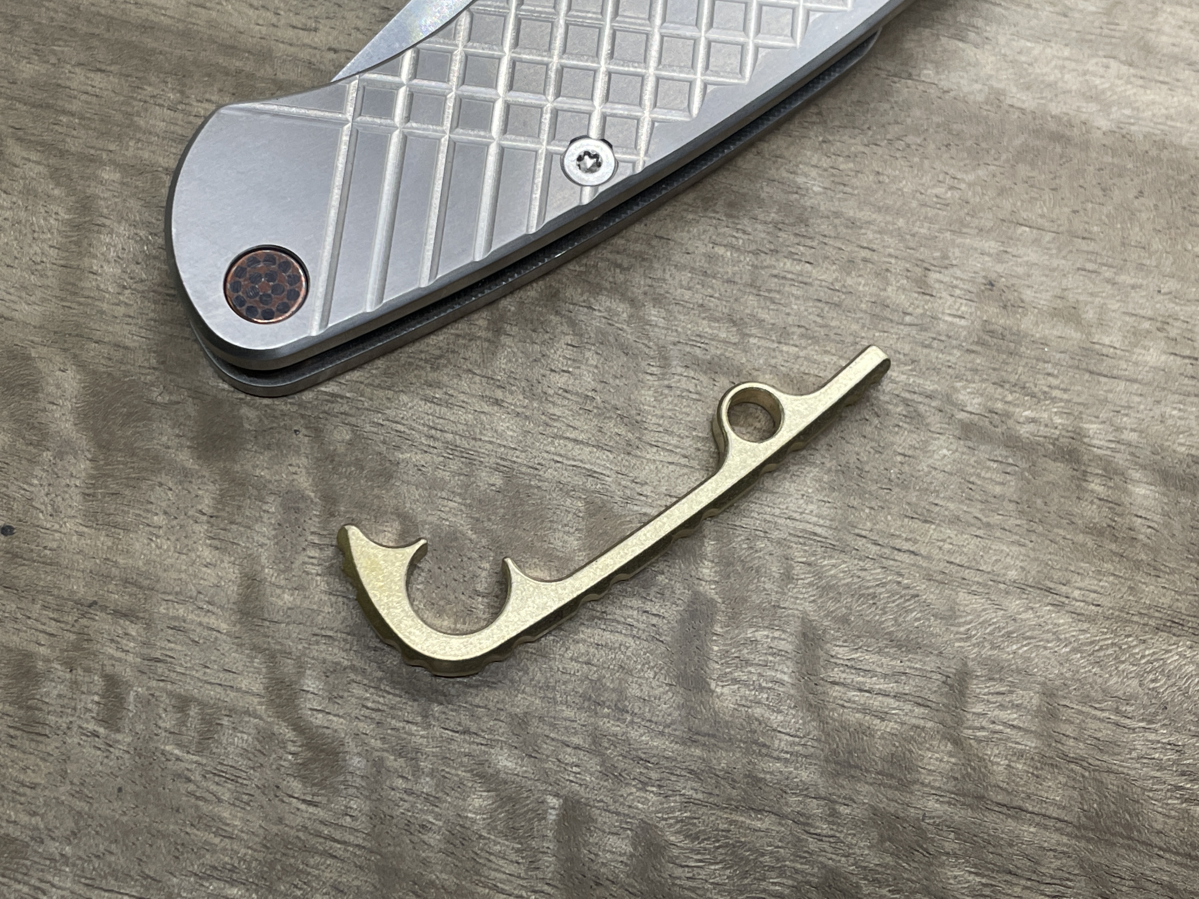 Brass Gear BACKSPACER for Spyderco PM2 Paramilitary 2 MetonBoss