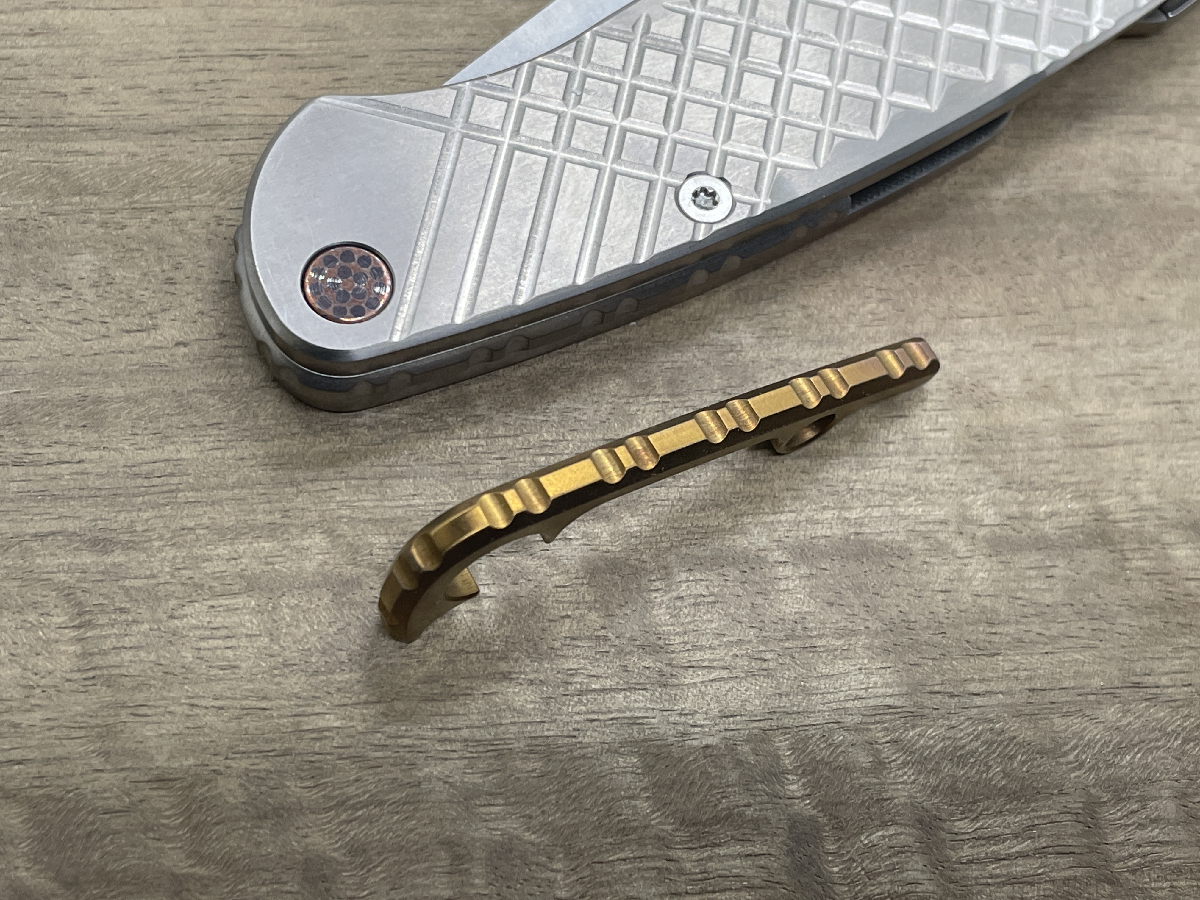 Titanium Gear BACKSPACER for Spyderco PM2 Paramilitary 2 MetonBoss
