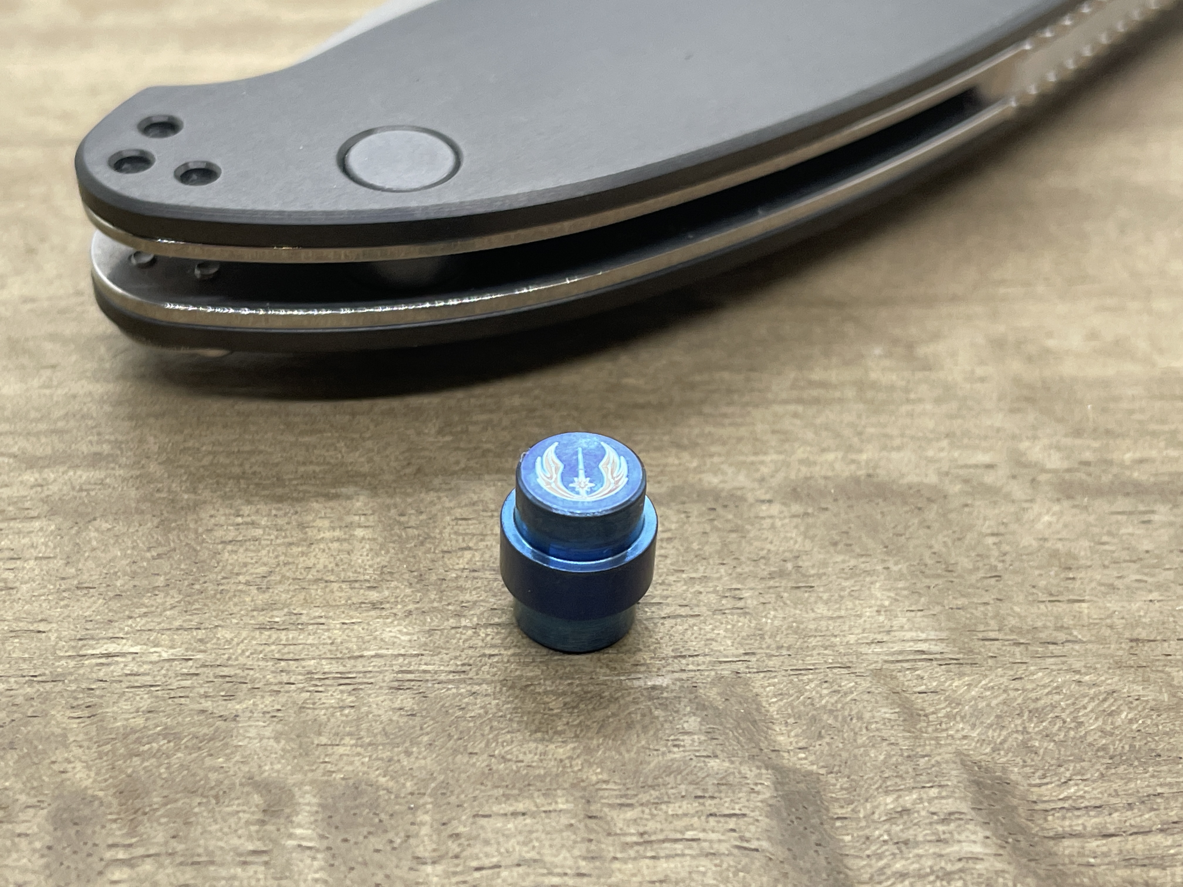 Titanium lanyard hole stopper for MANIX 2 Spyderco - Picture 56 of 66