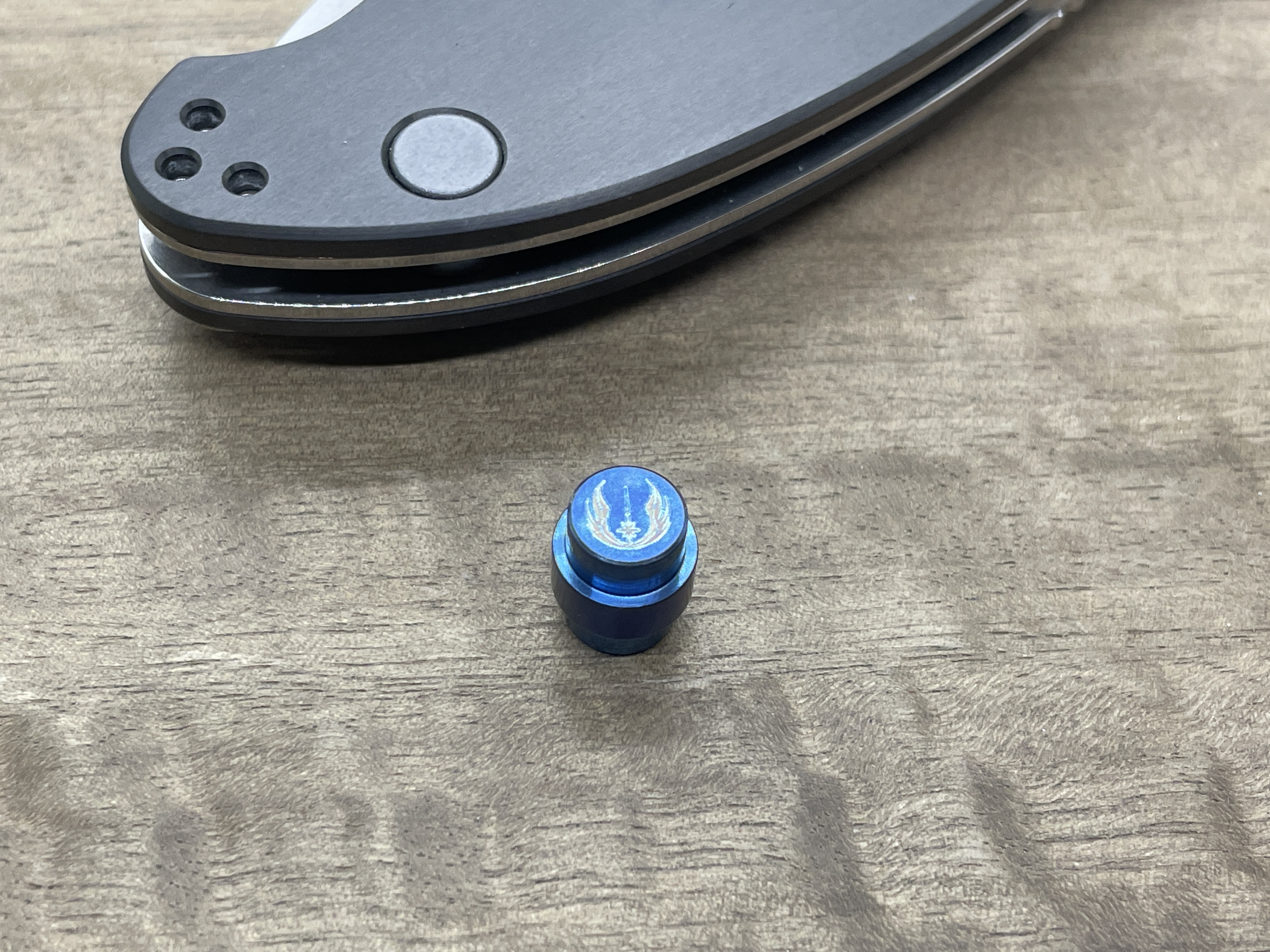 Titanium lanyard hole stopper for MANIX 2 Spyderco - Picture 54 of 66