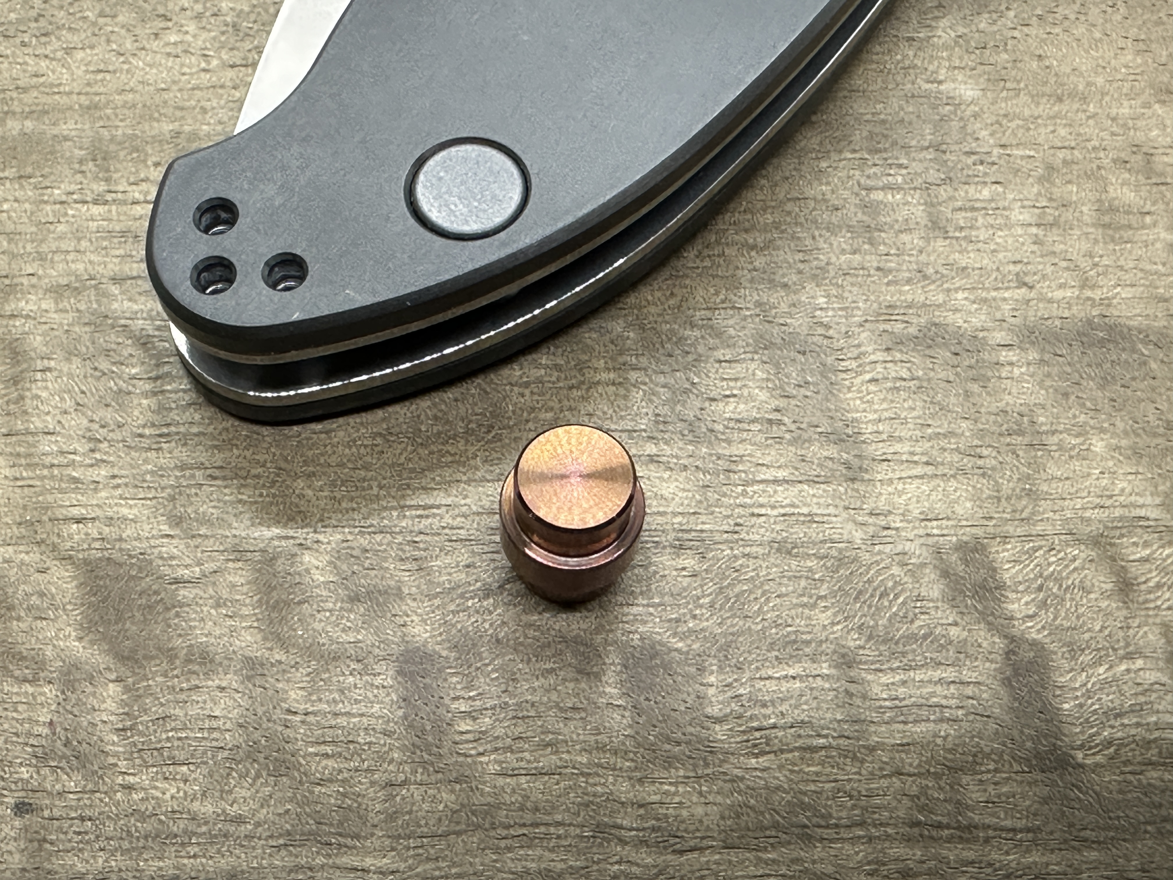 Titanium lanyard hole stopper for MANIX 2 Spyderco - Picture 66 of 66