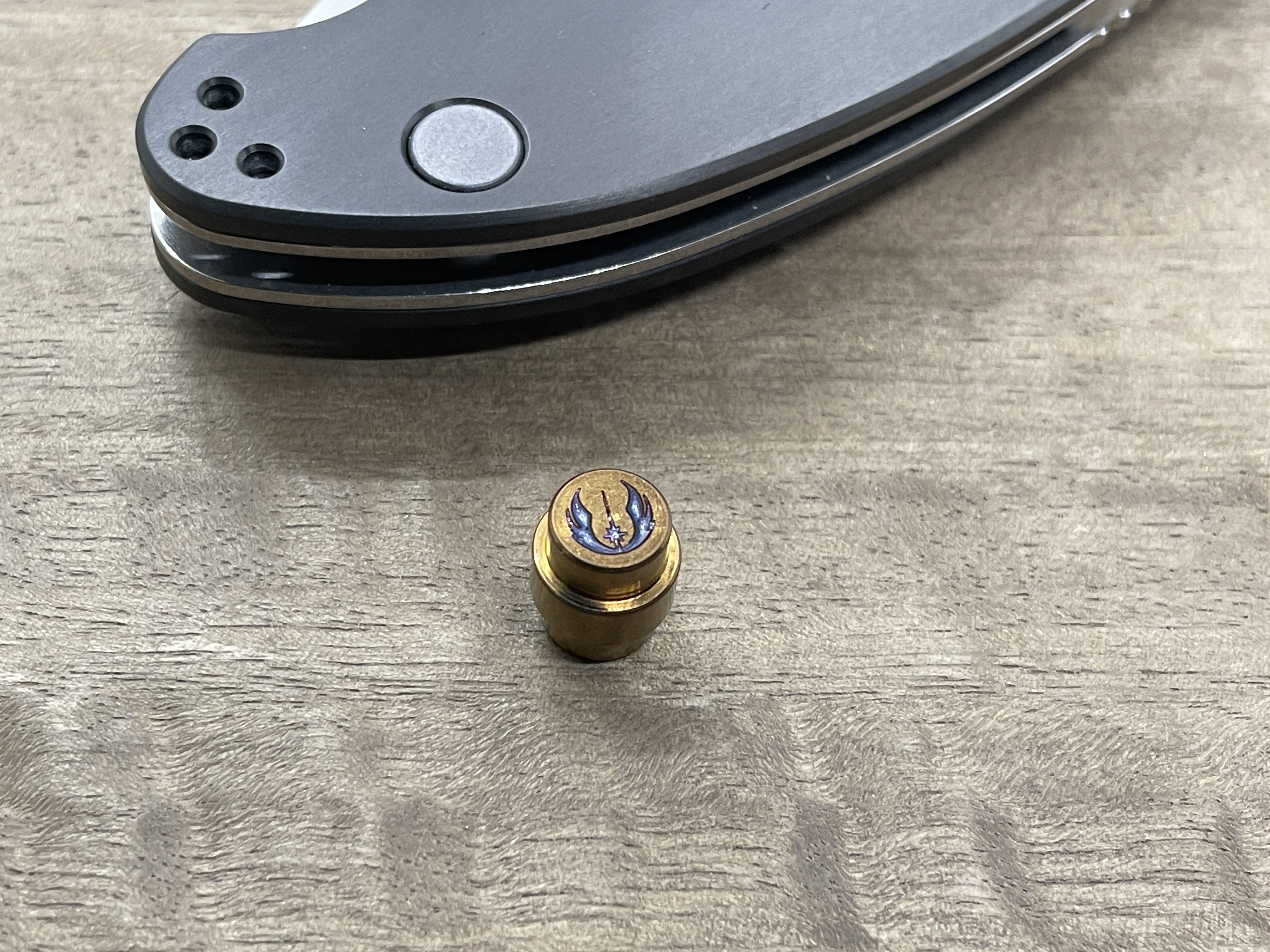 Titanium lanyard hole stopper for MANIX 2 Spyderco - Picture 60 of 66