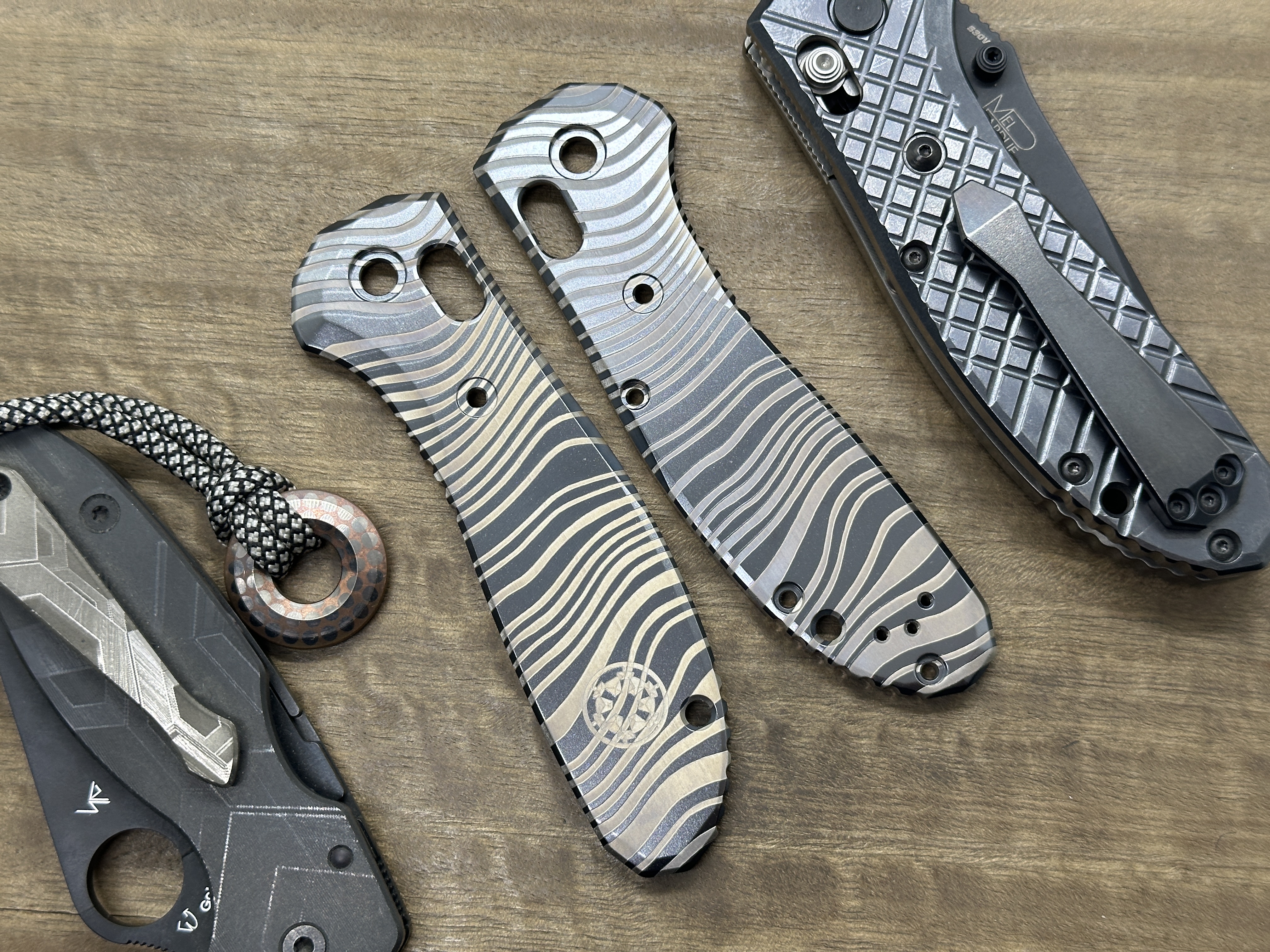 Black BESKAR Mandalorian Titanium Scales for Benchmade GRIPTILIAN 551 & 550 - Picture 15 of 15