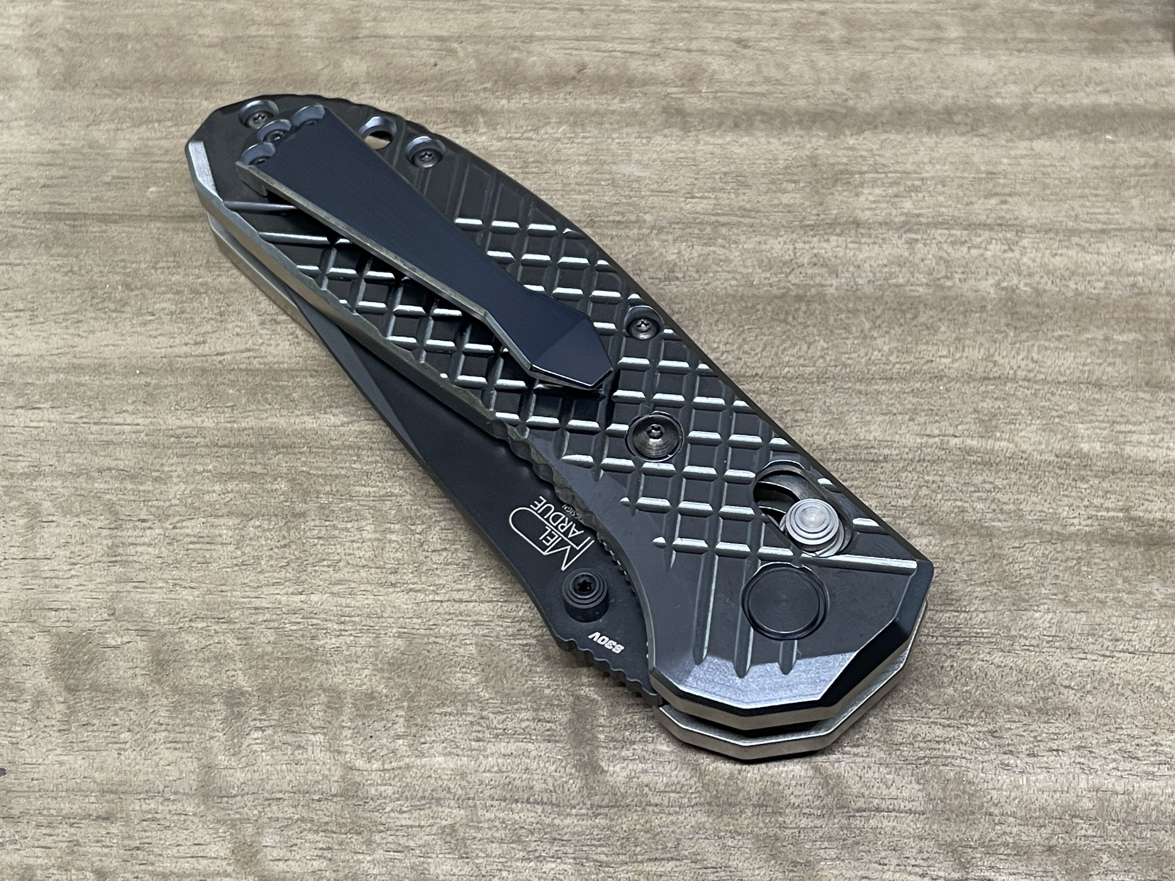 Black engraved FRAG milled Titanium Scales for Benchmade GRIPTILIAN 551 & 550 - Picture 10 of 10