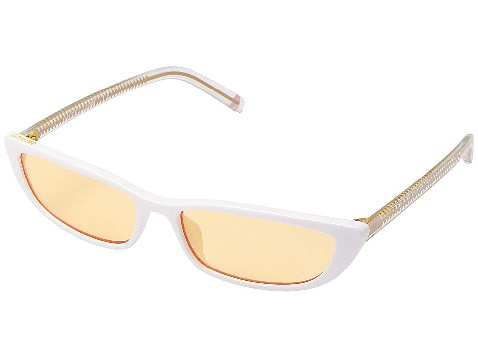 Guess 8210 Sunglasses eyewear