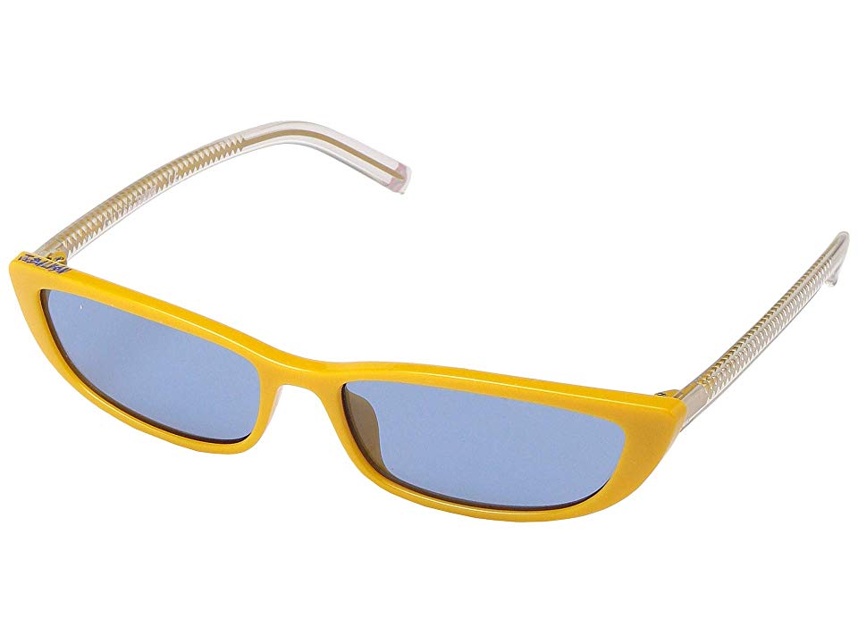 Guess 8210 Sunglasses eyewear