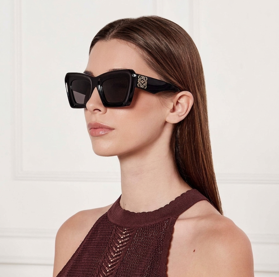 Loewe LW40145I Sunglasses eyewear