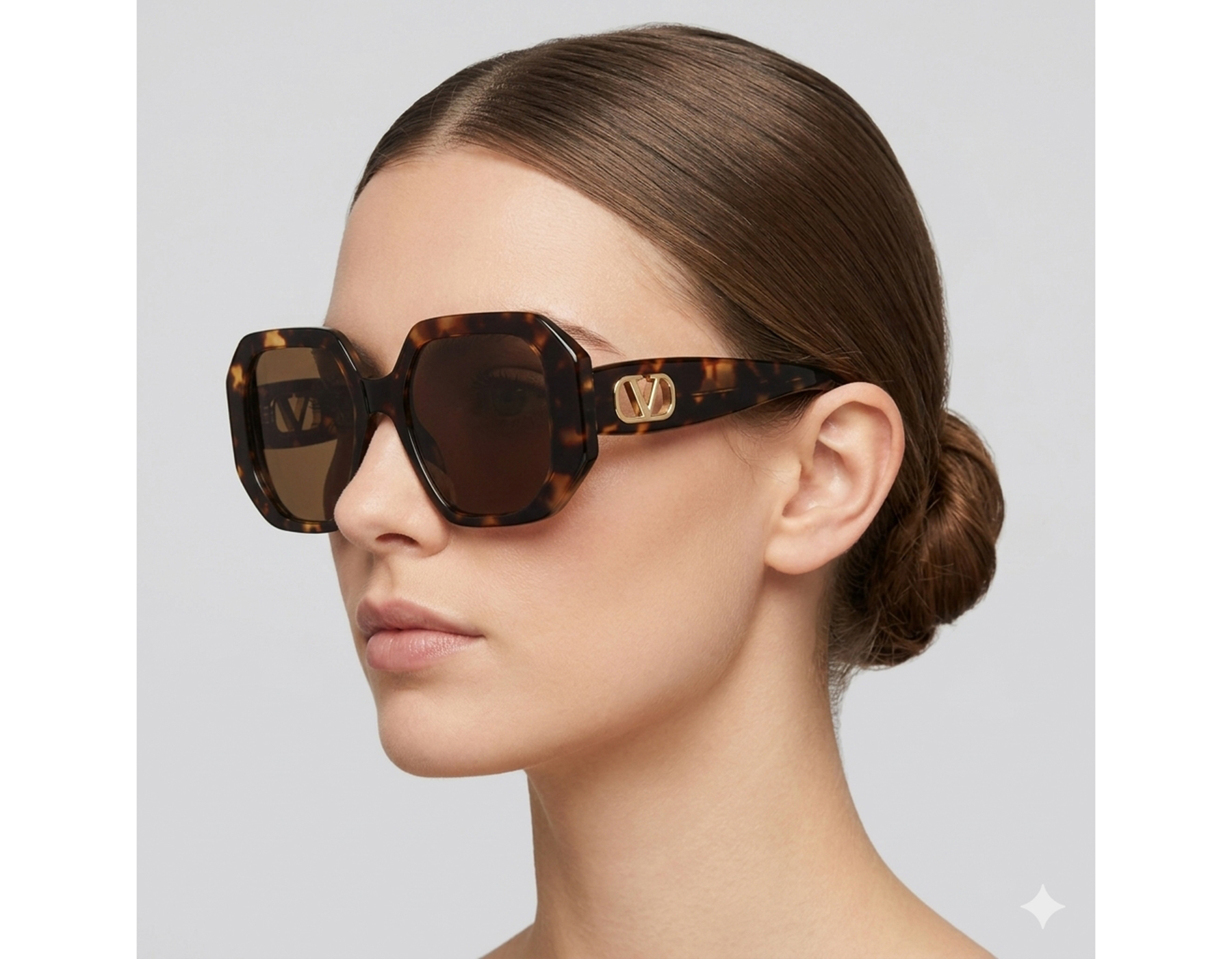 Valentino VG0003SA Sunglasses eyewear