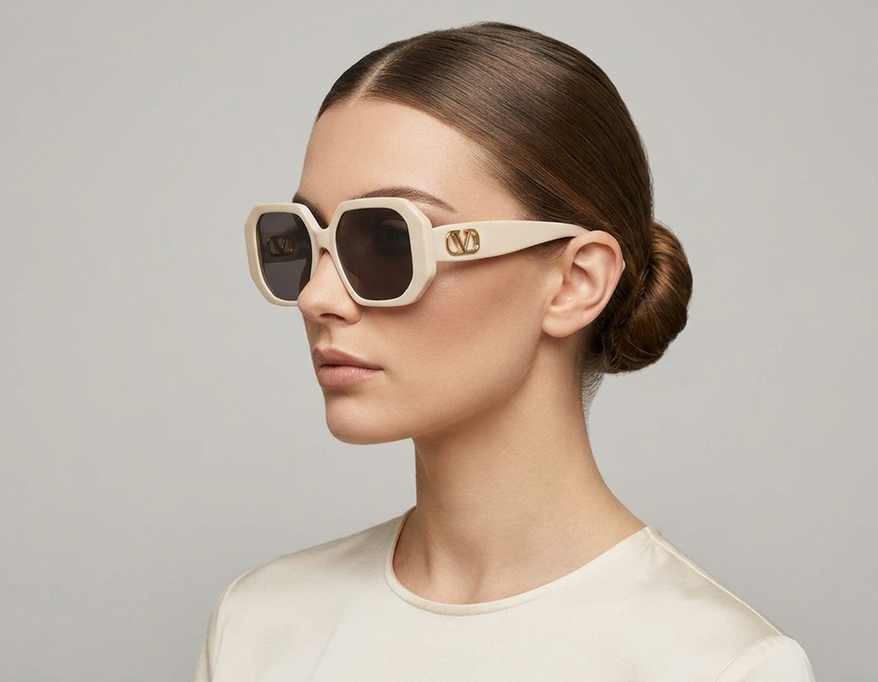 Valentino VG0003SA Sunglasses eyewear