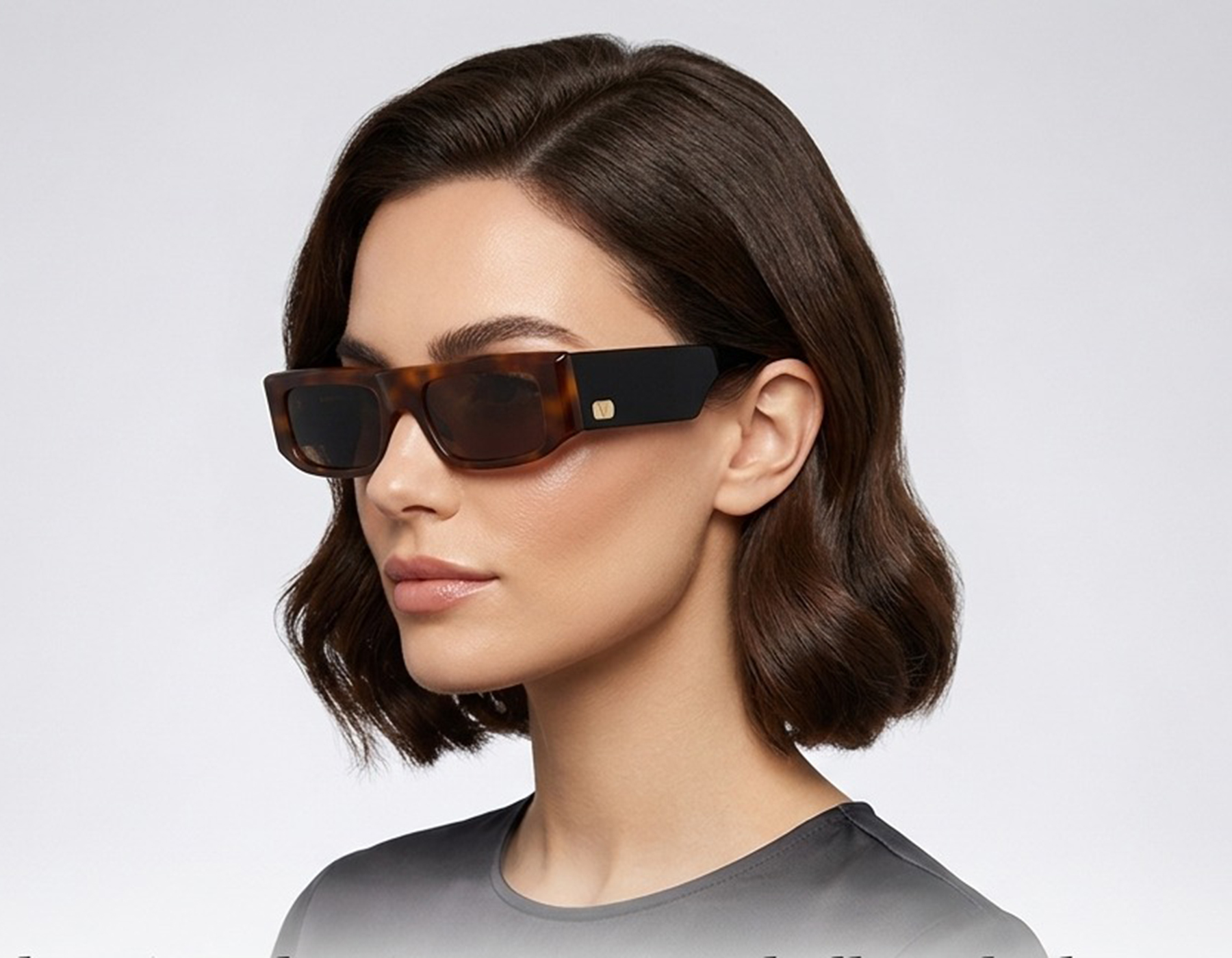 Valentino VG0005S Sunglasses eyewear
