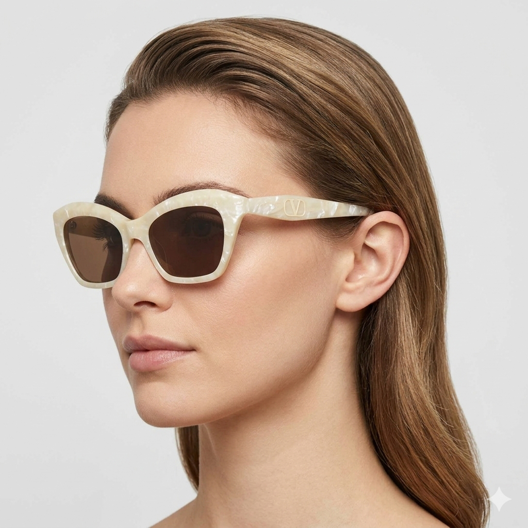 Valentino VG0009S Sunglasses eyewear