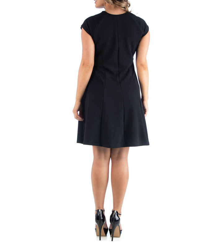 24seven Comfort Apparel Women's Plus Size Keyhole Neck Dress - Picture 12 of 12