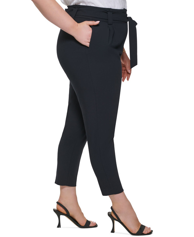 Pantalones de pierna recta Calvin Klein Plus con cinturón de corbata para mujer - Imagen 13 de 14