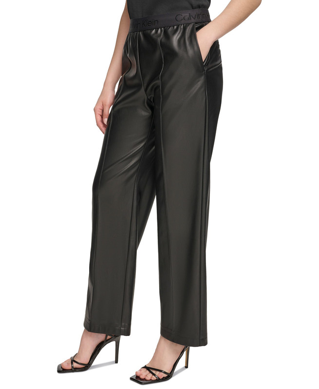 Pantalones para mujer Calvin Klein de cuero sintético con logotipo y cintura - Imagen 7 de 9