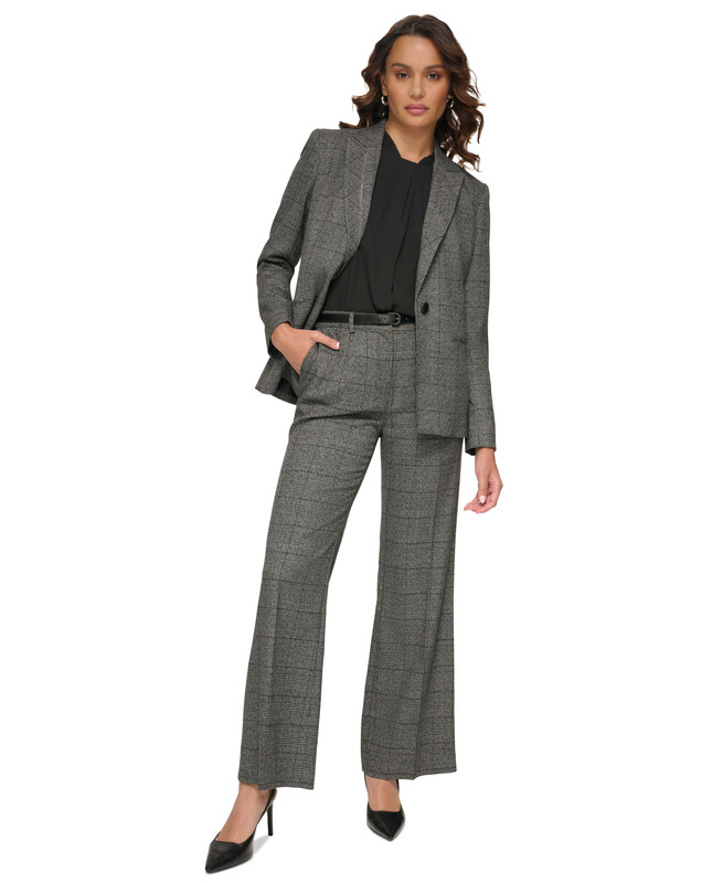Blazer donna Calvin Klein con un bottone ispirato all'abbigliamento uomo - Foto 8 di 8